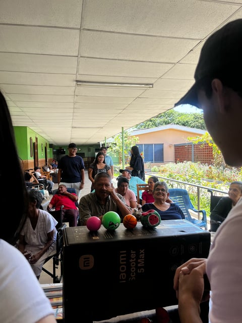 Actividad educativa con residentes