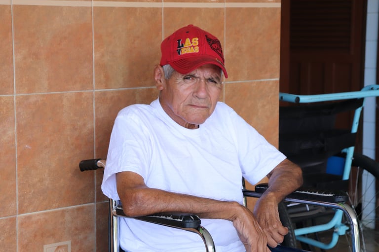 Residente en su silla de ruedas